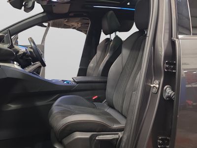 2021 Peugeot 5008
