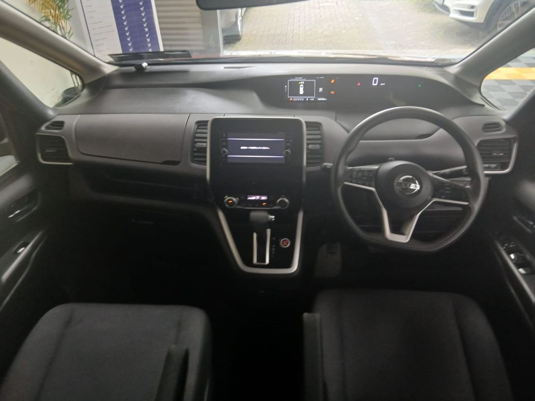 2018 Nissan Serena