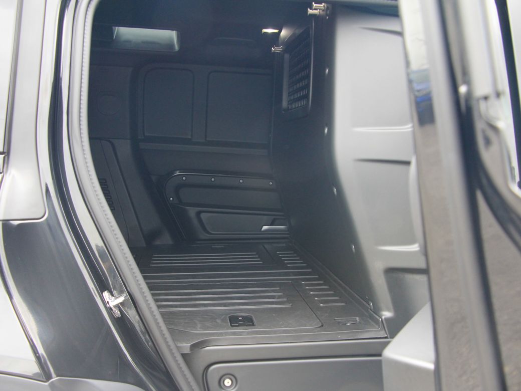 2026 Land Rover Defender