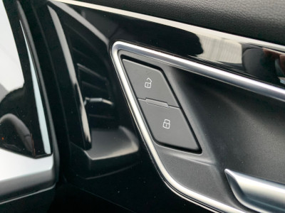 2023 Audi Q4