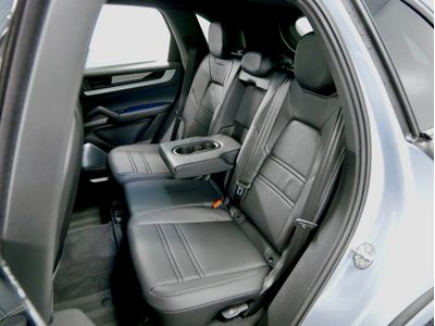 2025 Porsche Cayenne