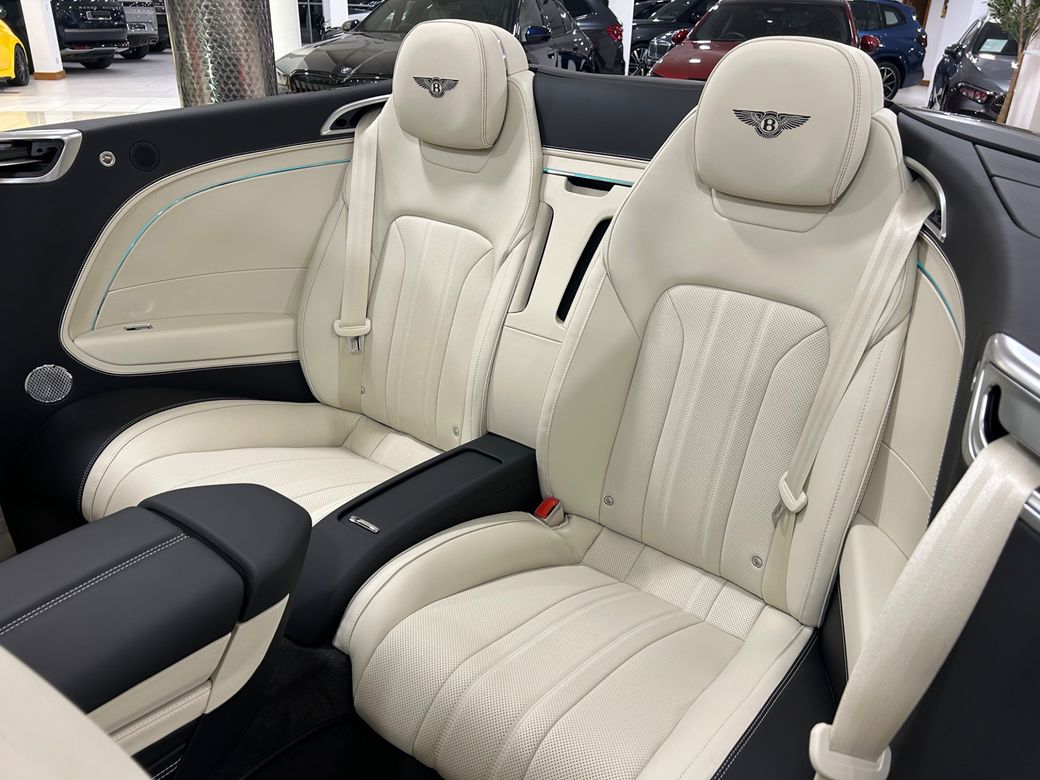 2025 Bentley Continental