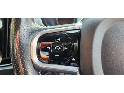 2017 Volvo S90