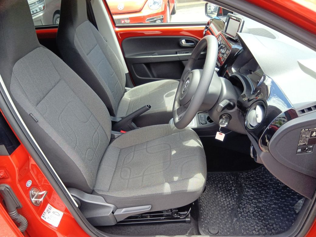 2016 Volkswagen up!