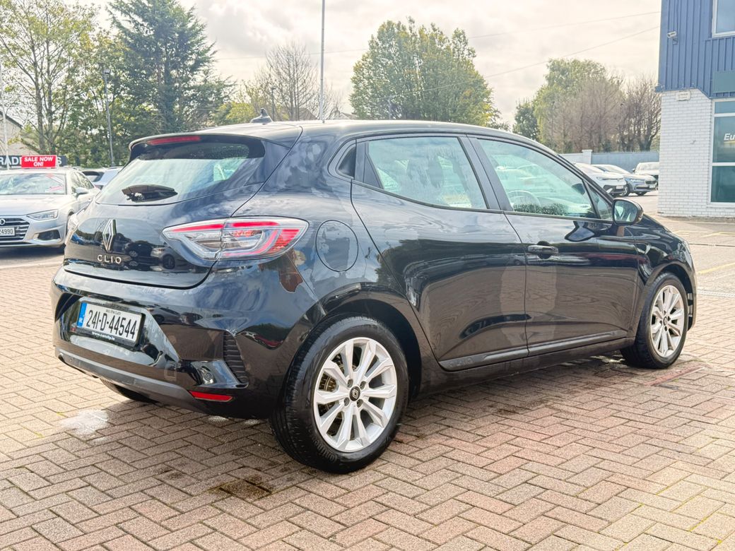 2024 Renault Clio