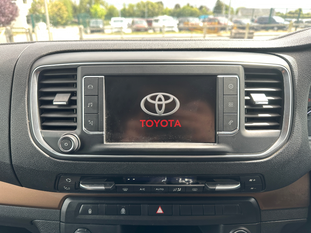 2024 Toyota ProAce Verso