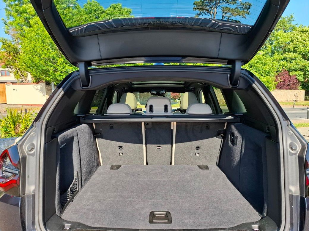 2023 BMW iX3
