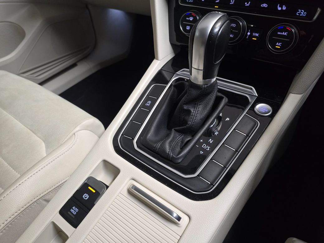 2017 Volkswagen Passat