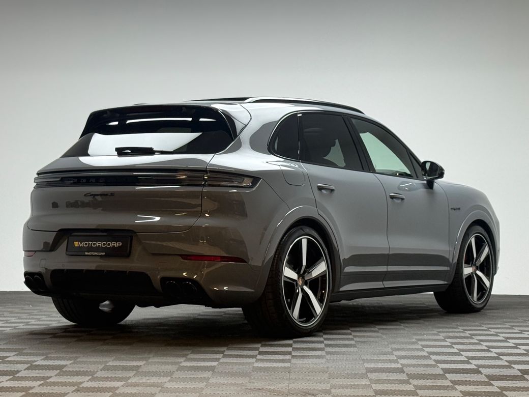 2026 Porsche Cayenne