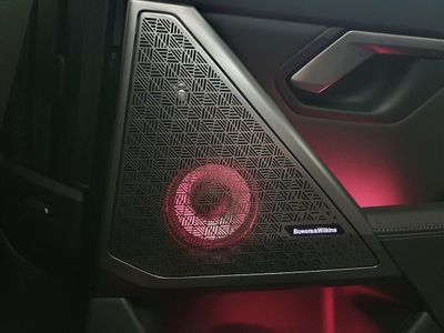 2025 BMW i5