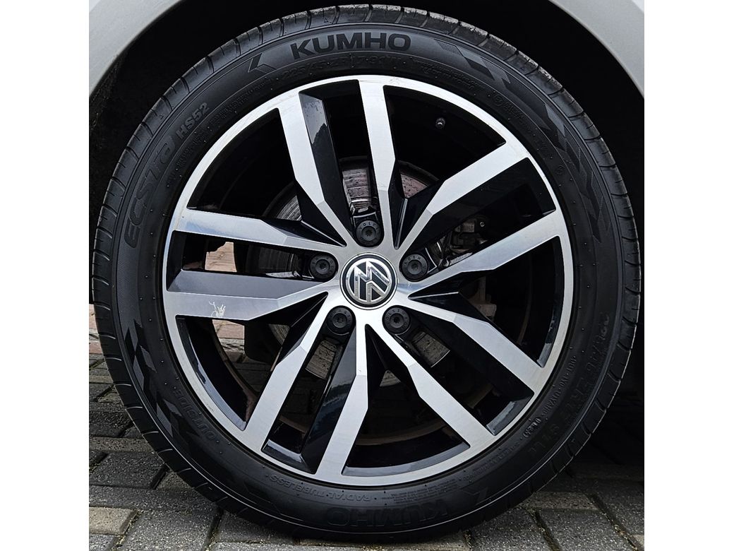 2020 Volkswagen E-Golf