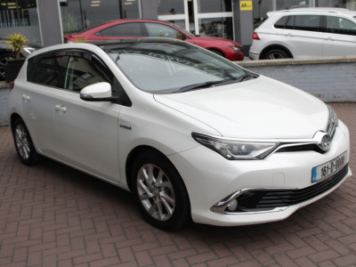 2016 Toyota Auris
