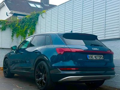2022 Audi e-tron