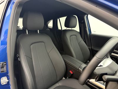 2025 Mercedes-Benz EQA