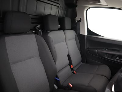 2022 Peugeot Partner
