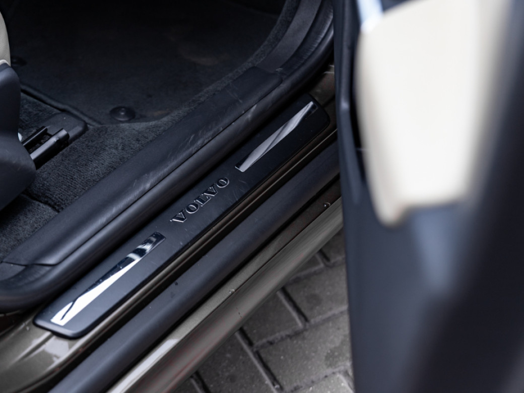 2016 Volvo XC60