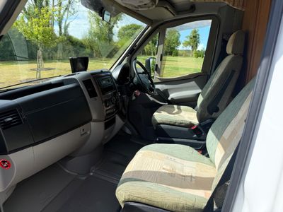 2010 AUTOSLEEPER SUFFOLK LOW PROFILE R.H.D AUTO 