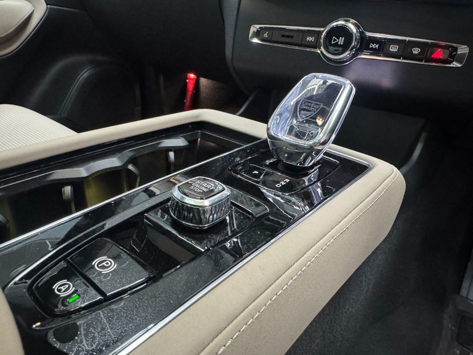 2025 Volvo XC90