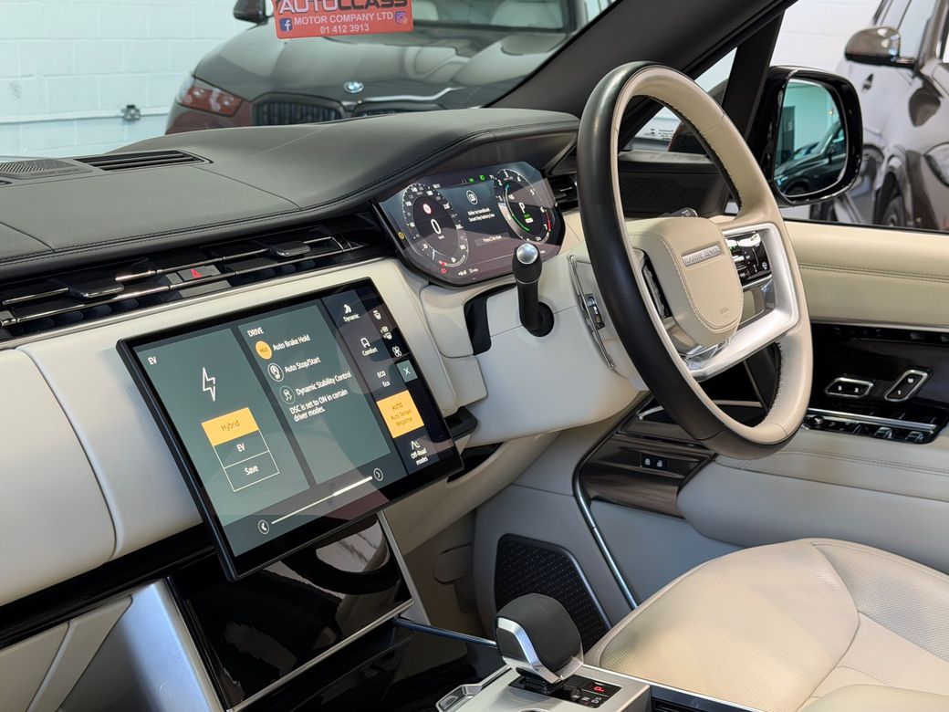 2025 Land Rover Range Rover