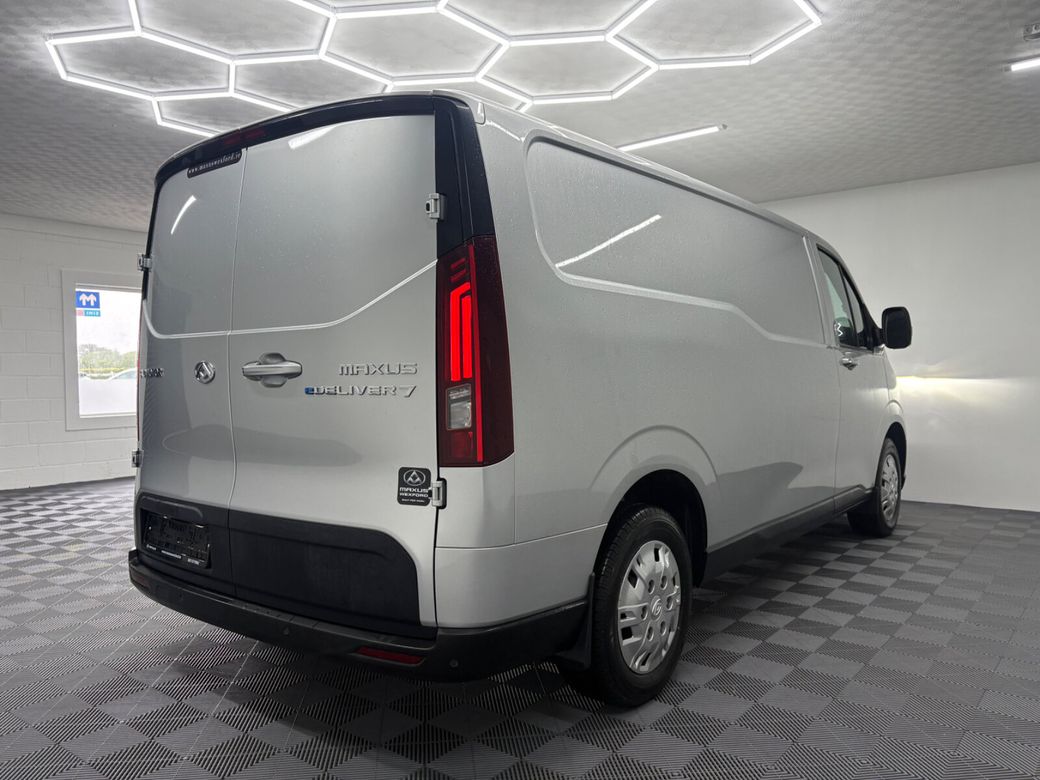 2026 Maxus eDELIVER 7