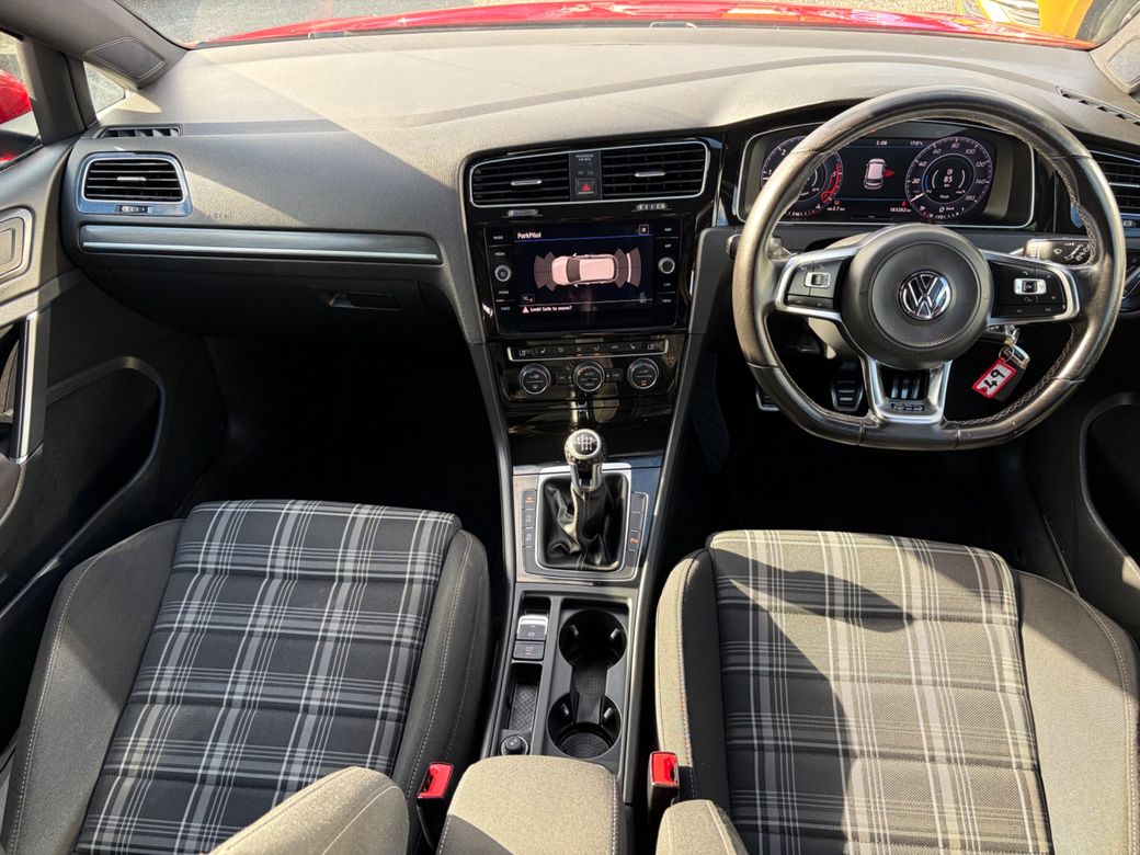 2017 Volkswagen Golf