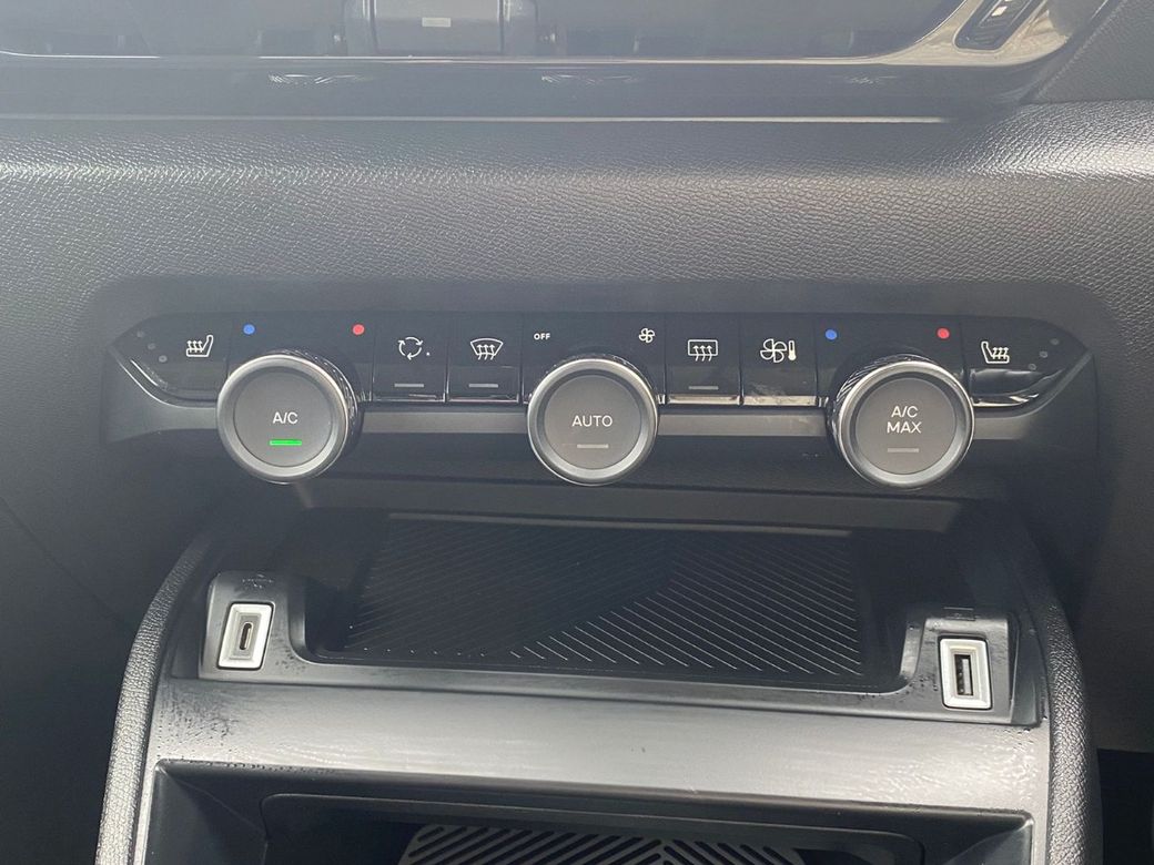 2024 Citroen e-C4