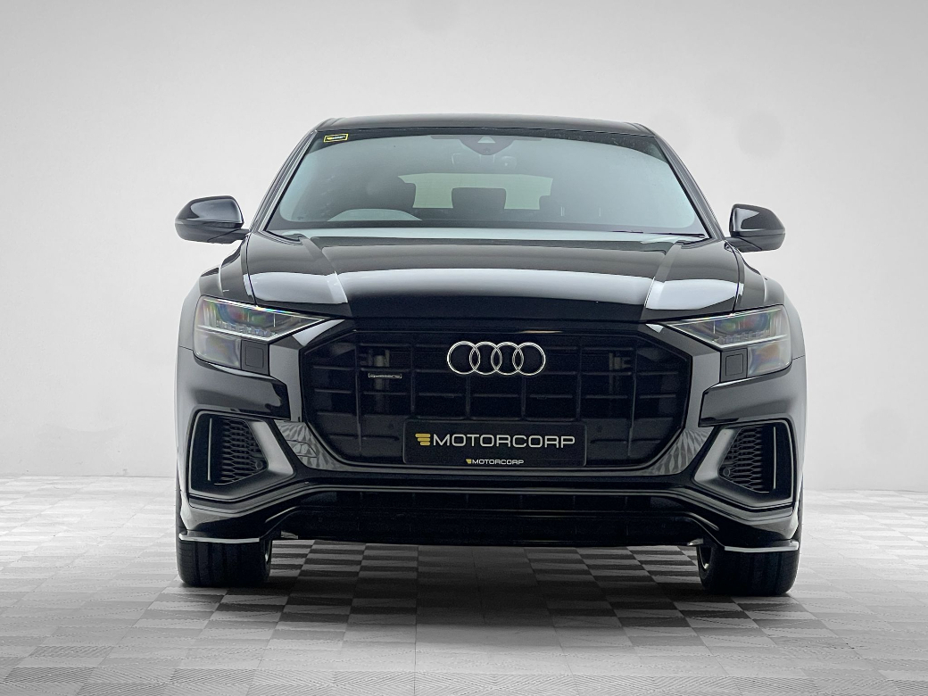 2023 Audi Q8