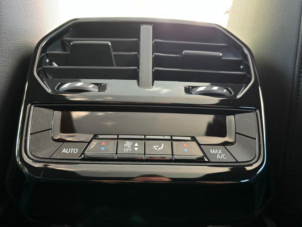 2023 BMW iX