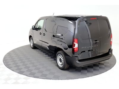 2025 Peugeot Partner