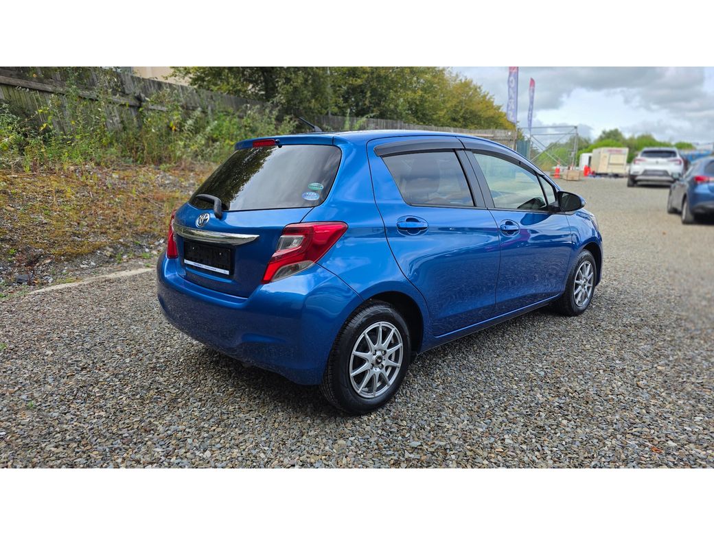2015 Toyota Vitz