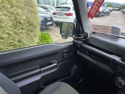 2025 Suzuki Jimny