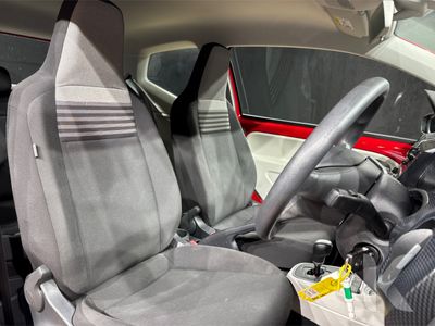 2018 Volkswagen up!
