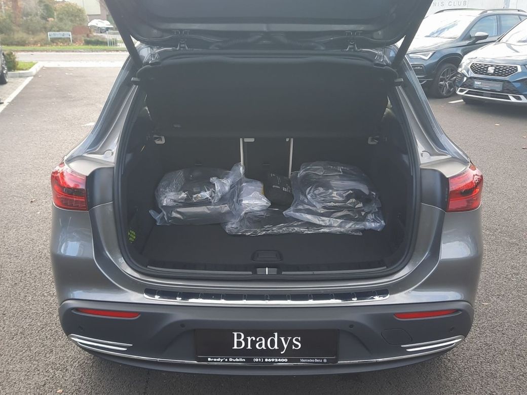 2026 Mercedes-Benz EQA