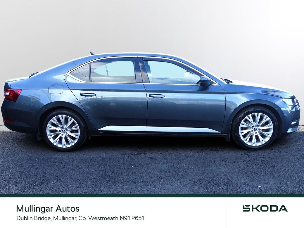 2022 Skoda Superb