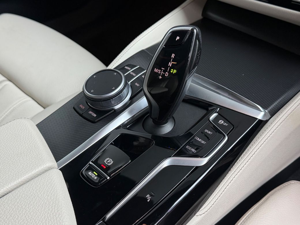 2022 BMW 5 Series