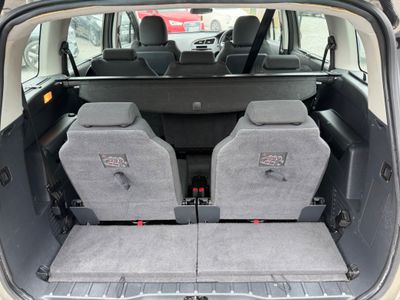 2015 Peugeot 5008