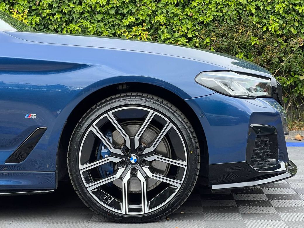 2021 BMW 5 Series