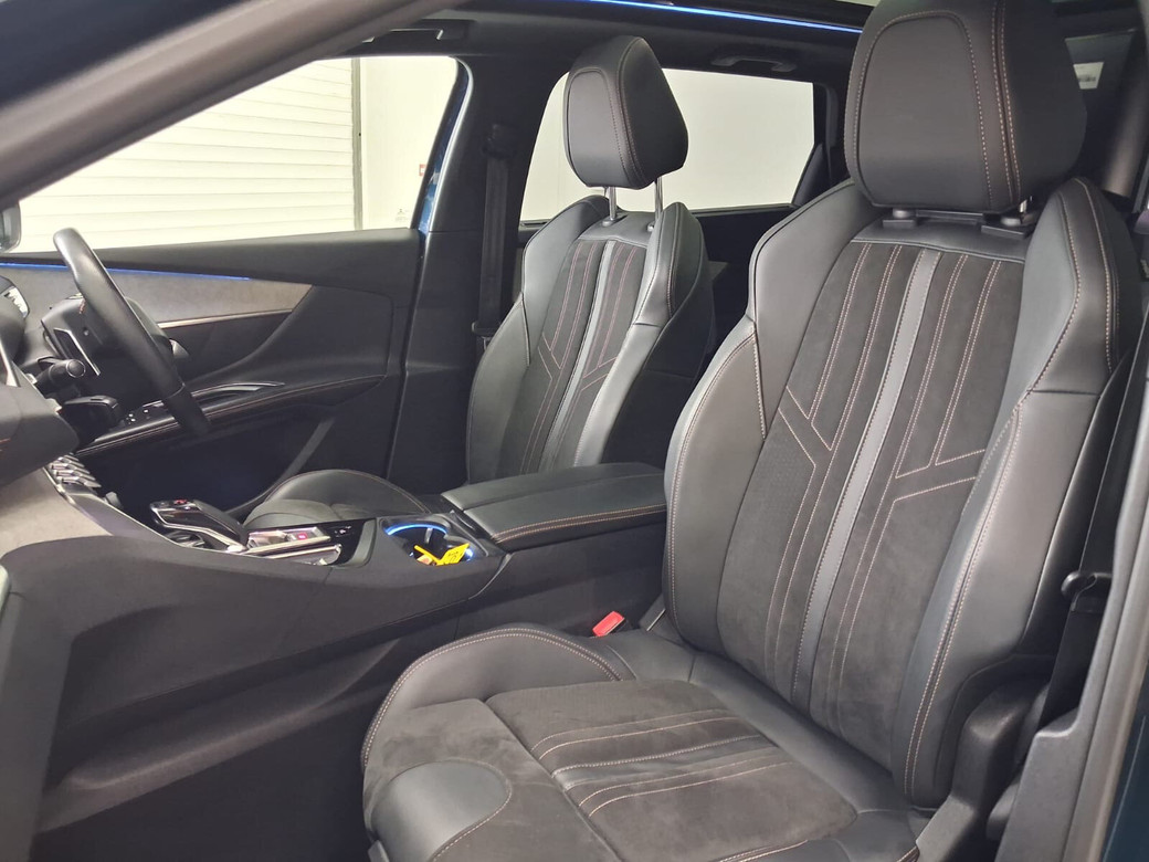 2021 Peugeot 5008