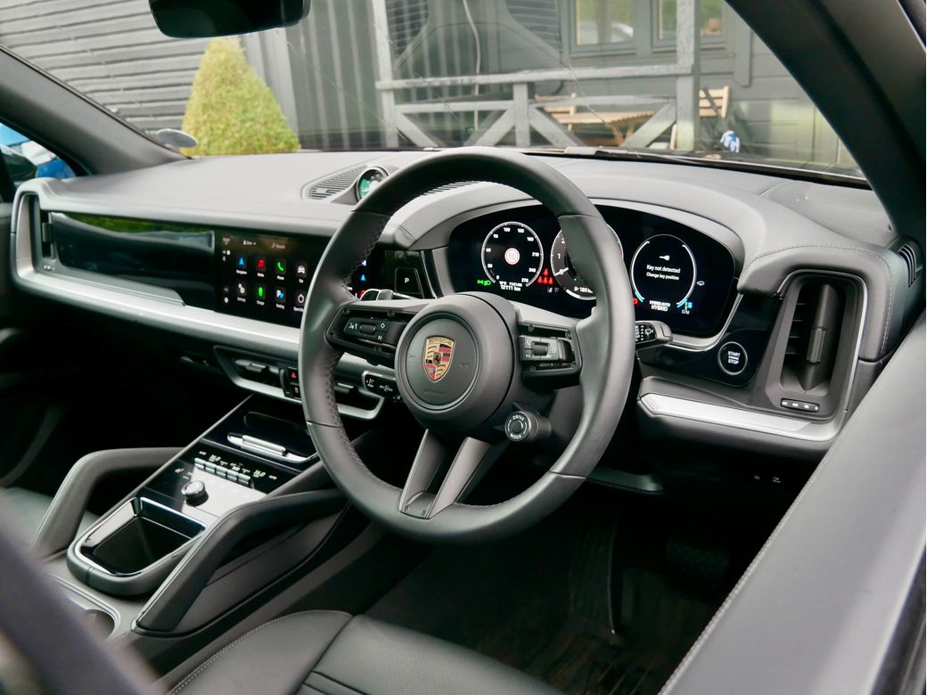 2025 Porsche Cayenne