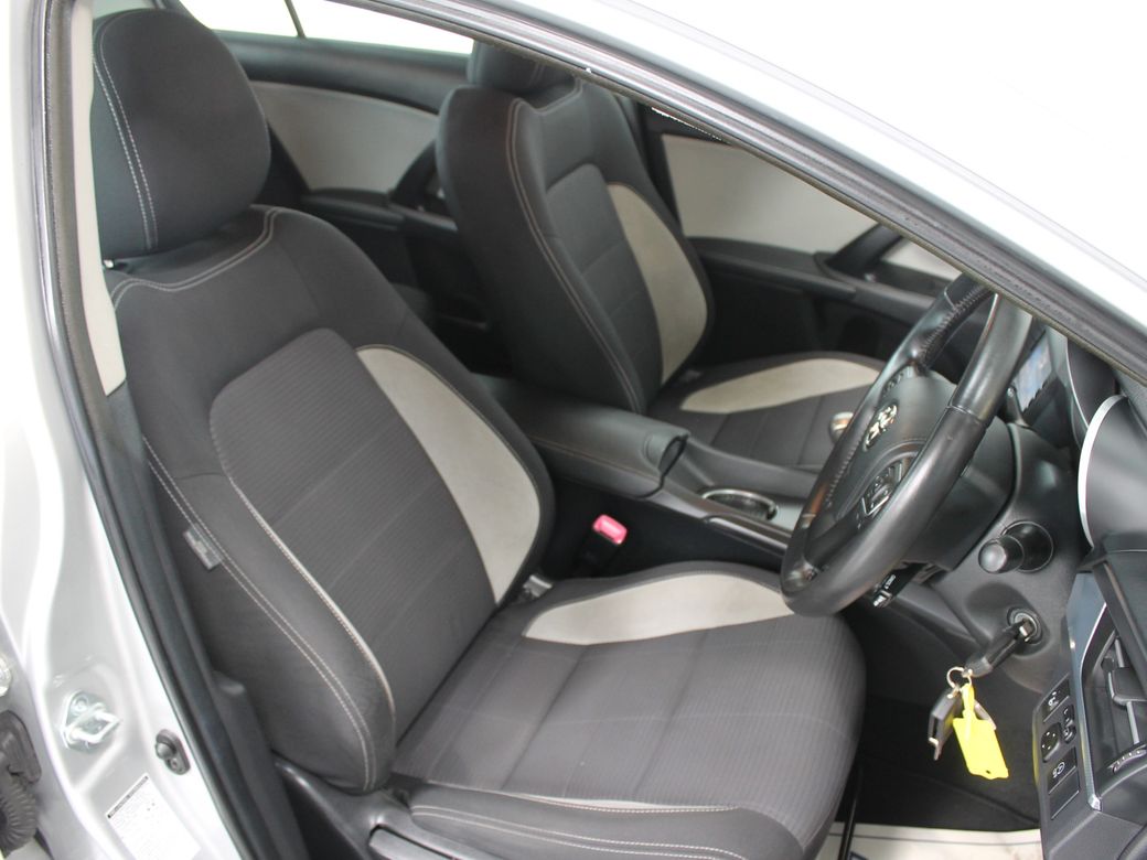 2016 Toyota Avensis