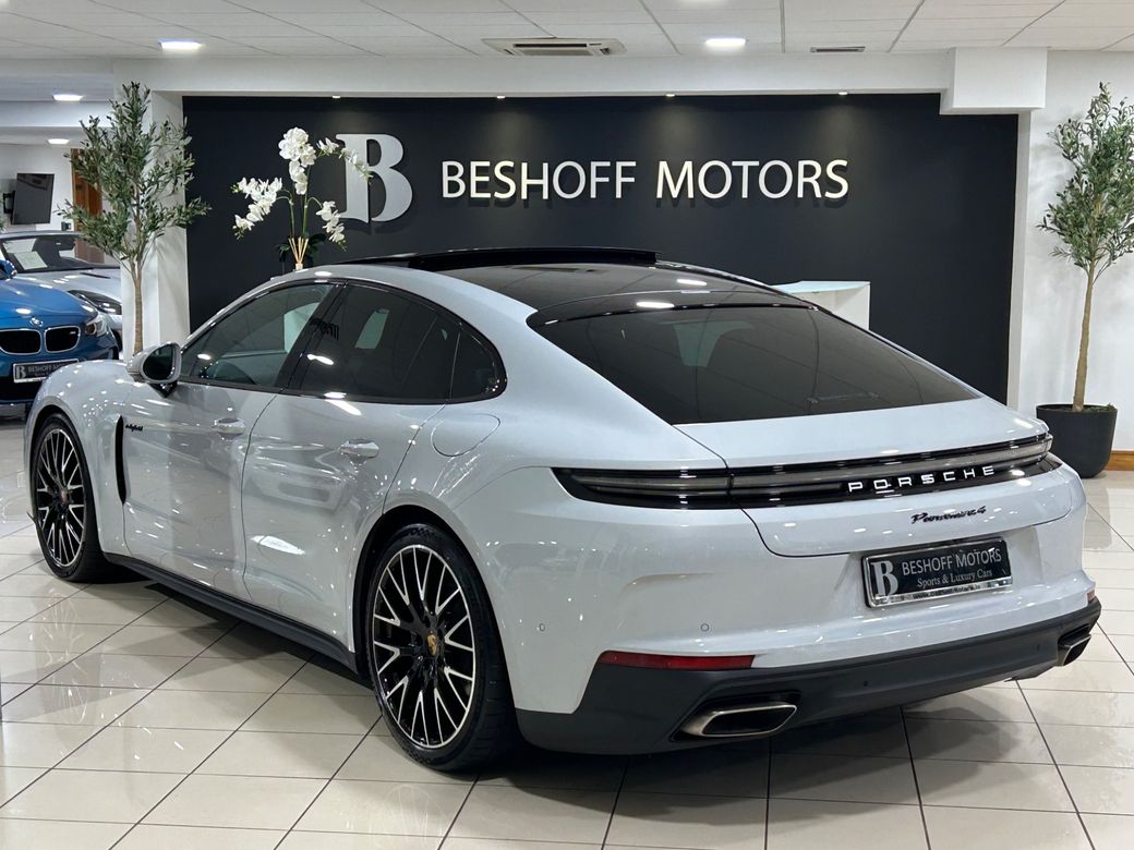 2024 Porsche Panamera