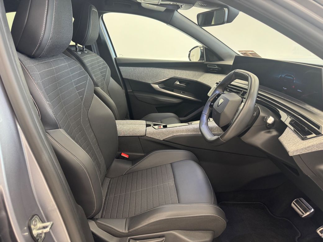 2025 Peugeot 3008