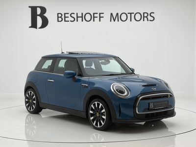 2024 Mini Hatch
