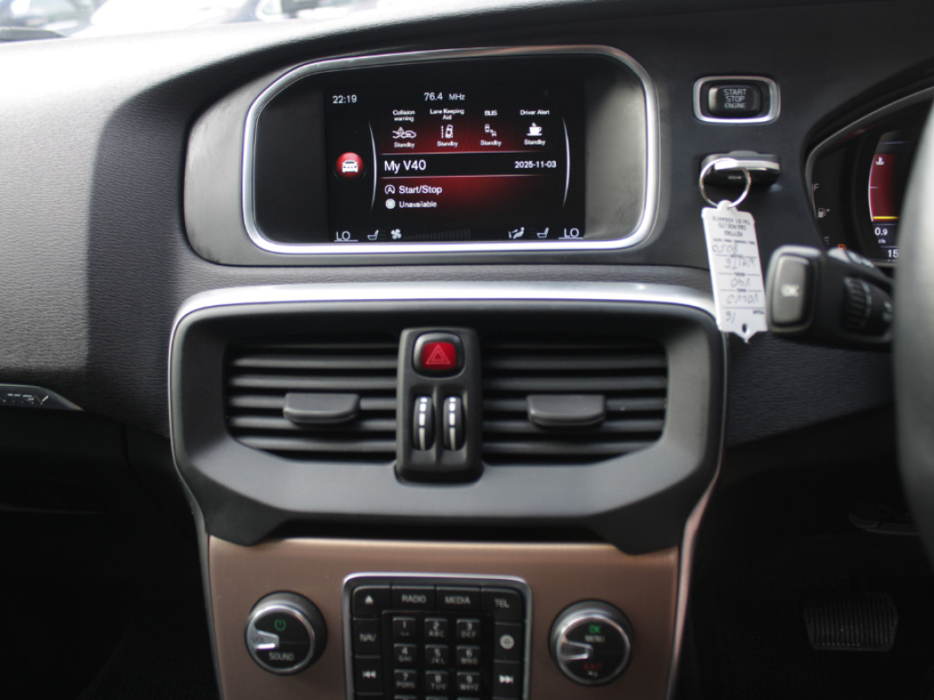 2016 Volvo V40 Cross Country