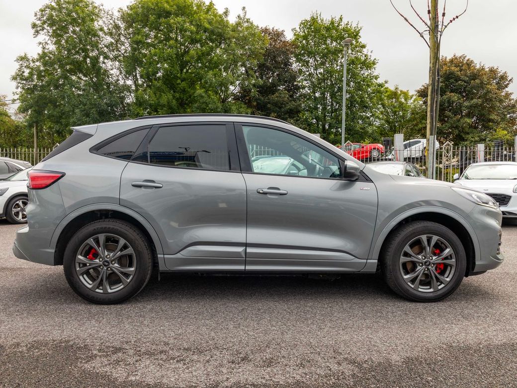 2023 Ford Kuga