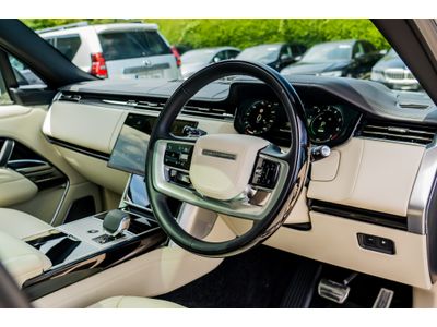 2025 Land Rover Range Rover