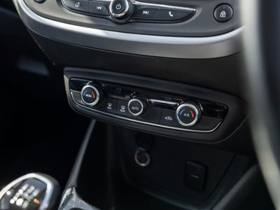 2017 Opel Crossland X