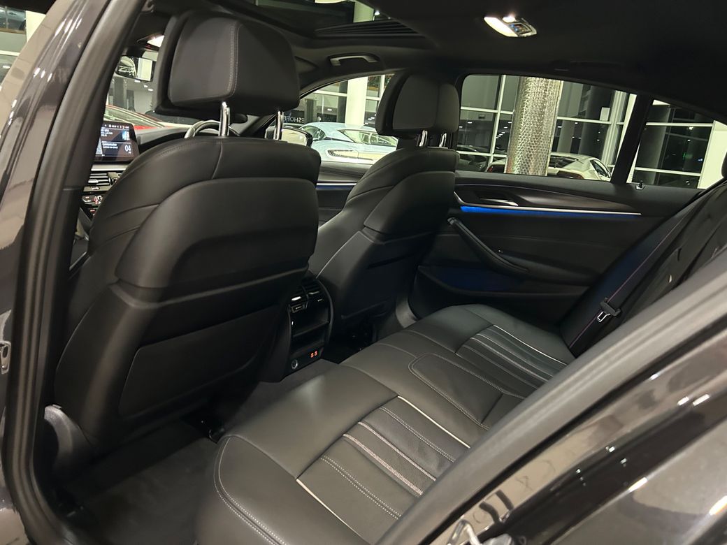 2022 BMW 5 Series