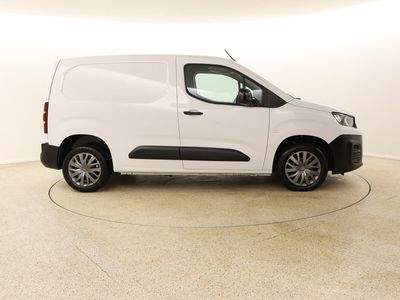 2022 Peugeot Partner