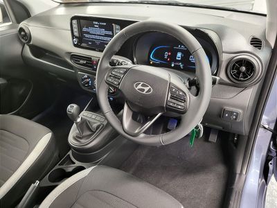 2025 Hyundai i10